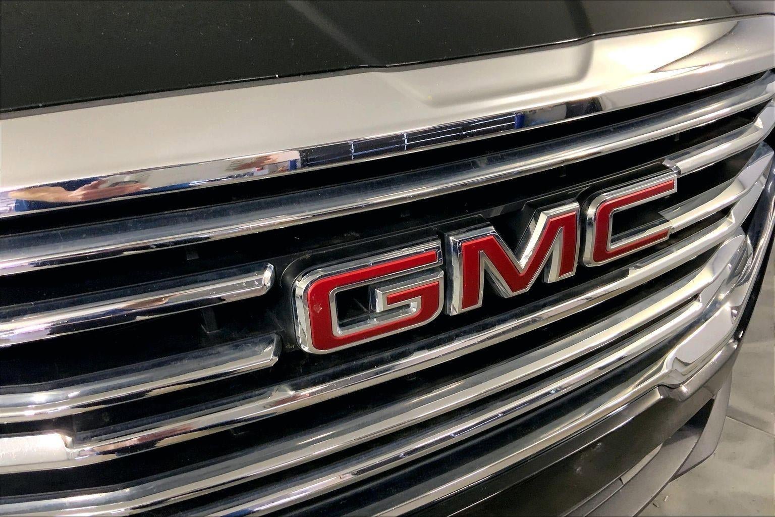 Used 2024 GMC Terrain SLT FWD image 28