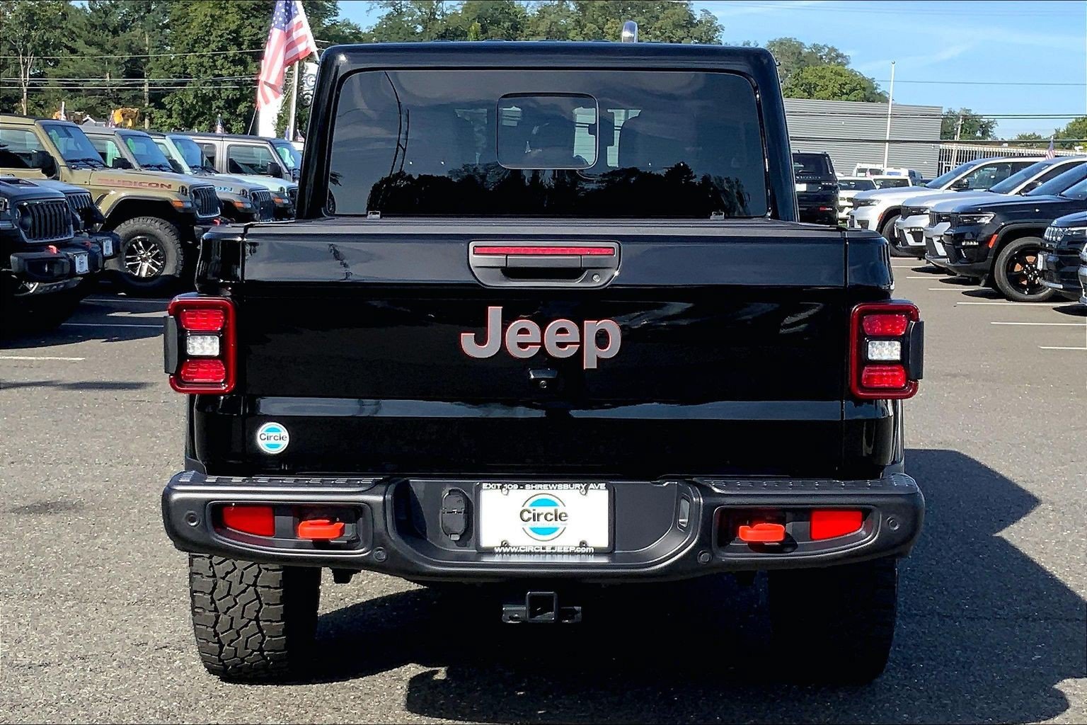 Certified 2024 Jeep Gladiator Mojave AWD/4WD image 4