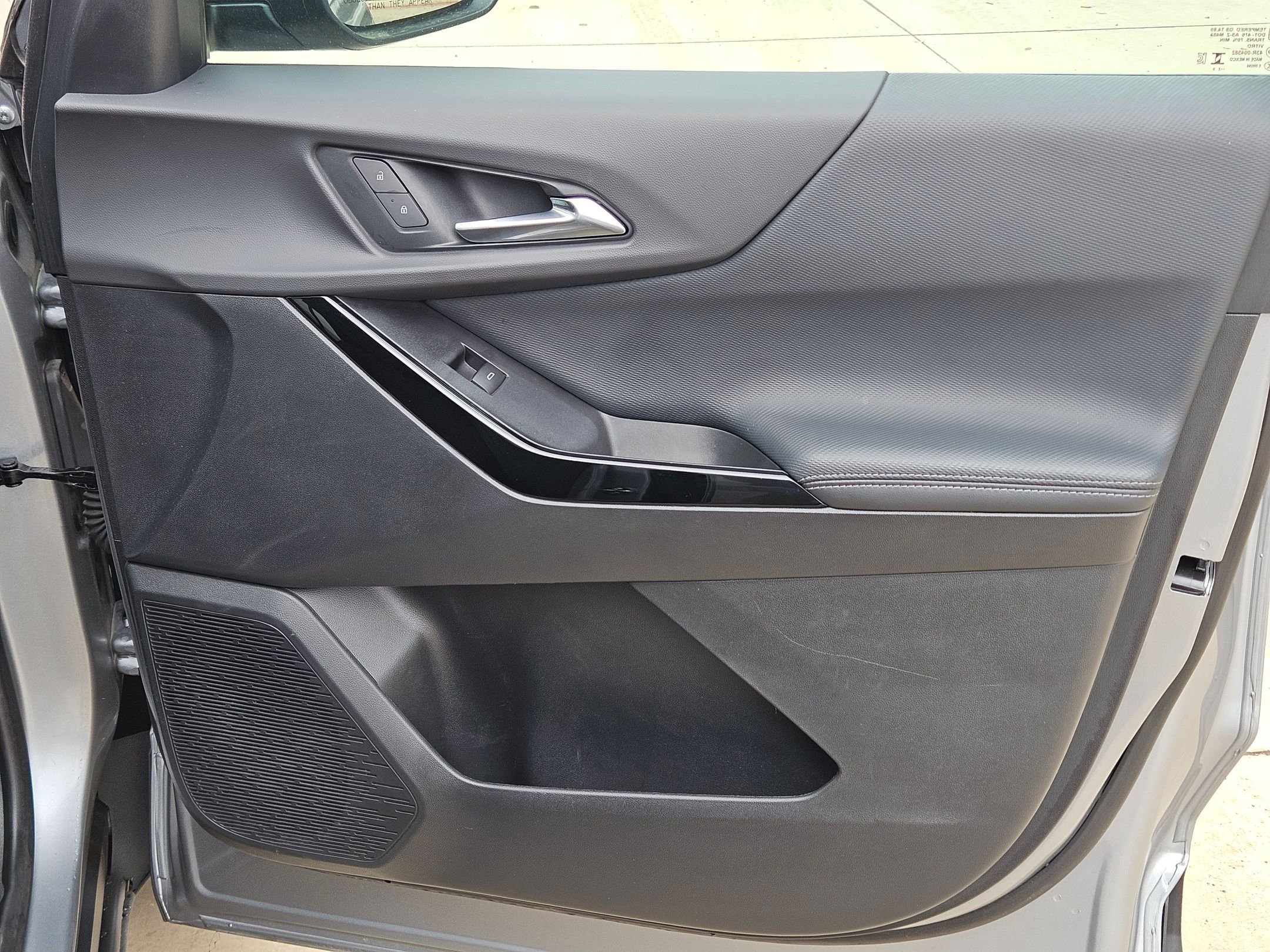 Certified 2026 Chevrolet Equinox LT image 29