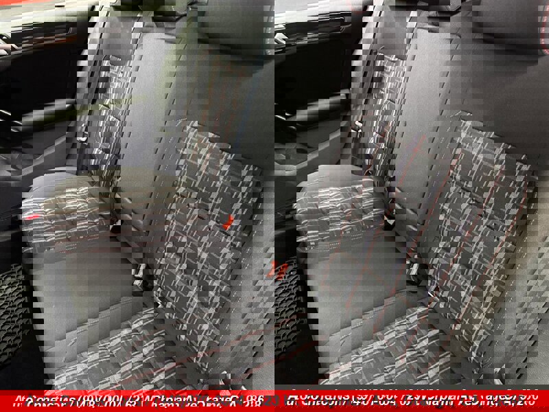 Used 2012 Volkswagen Golf 4-Door image 11