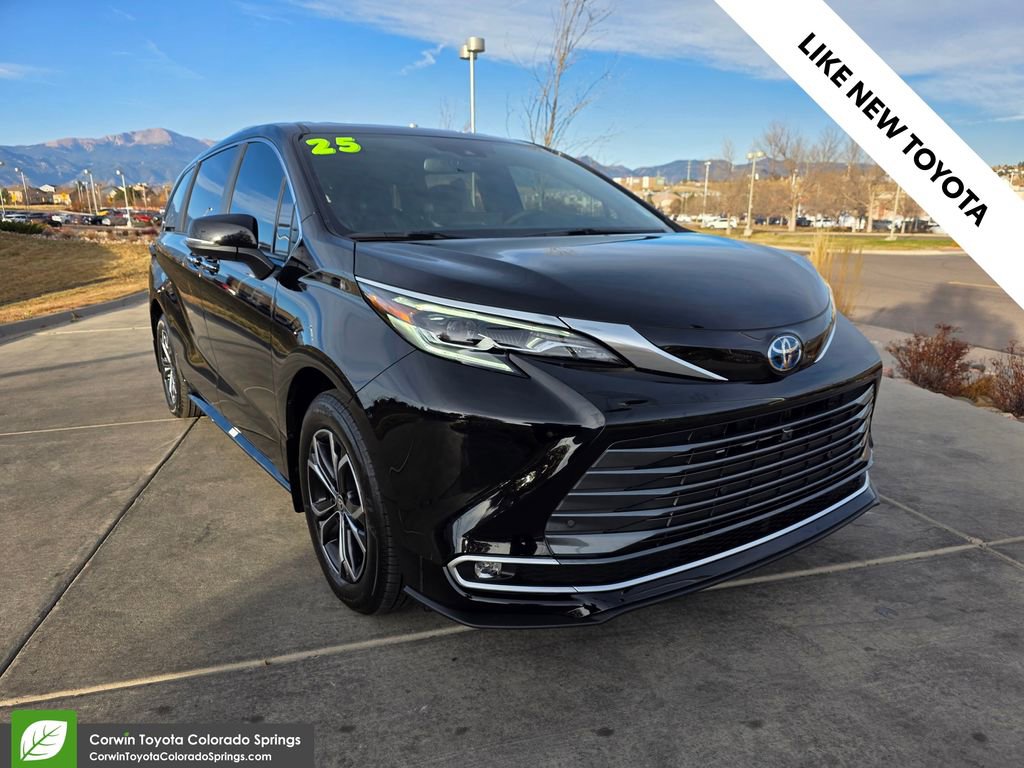 Used 2025 Toyota Sienna Platinum