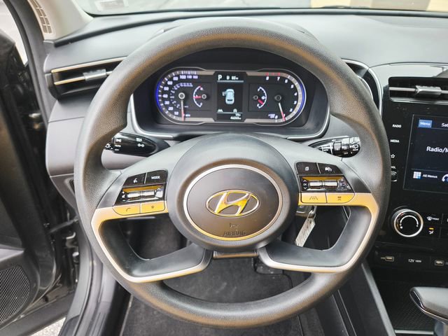 Used 2023 Hyundai Tucson SE image 12