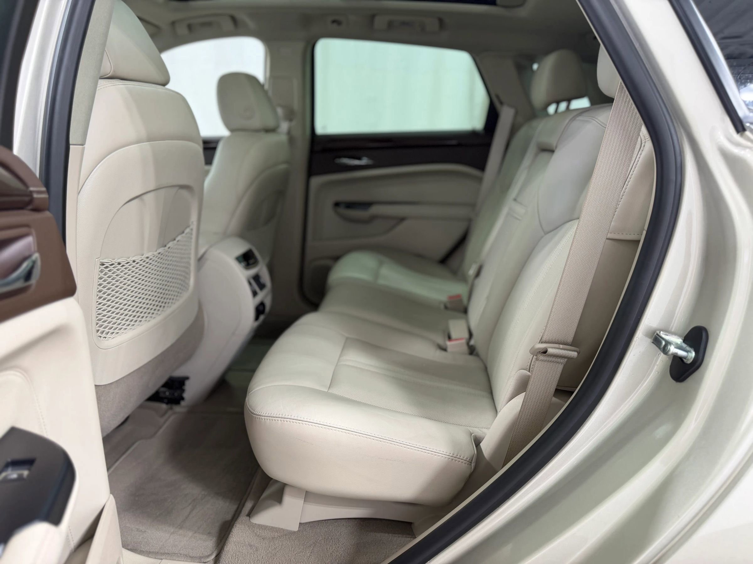 Used 2015 Cadillac SRX Premium FWD image 34