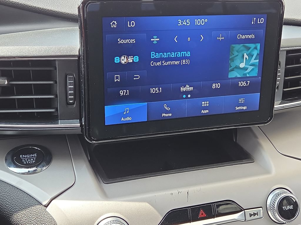 Used 2024 Ford Explorer XLT w/ Equipment Group 202A AWD/4WD image 23