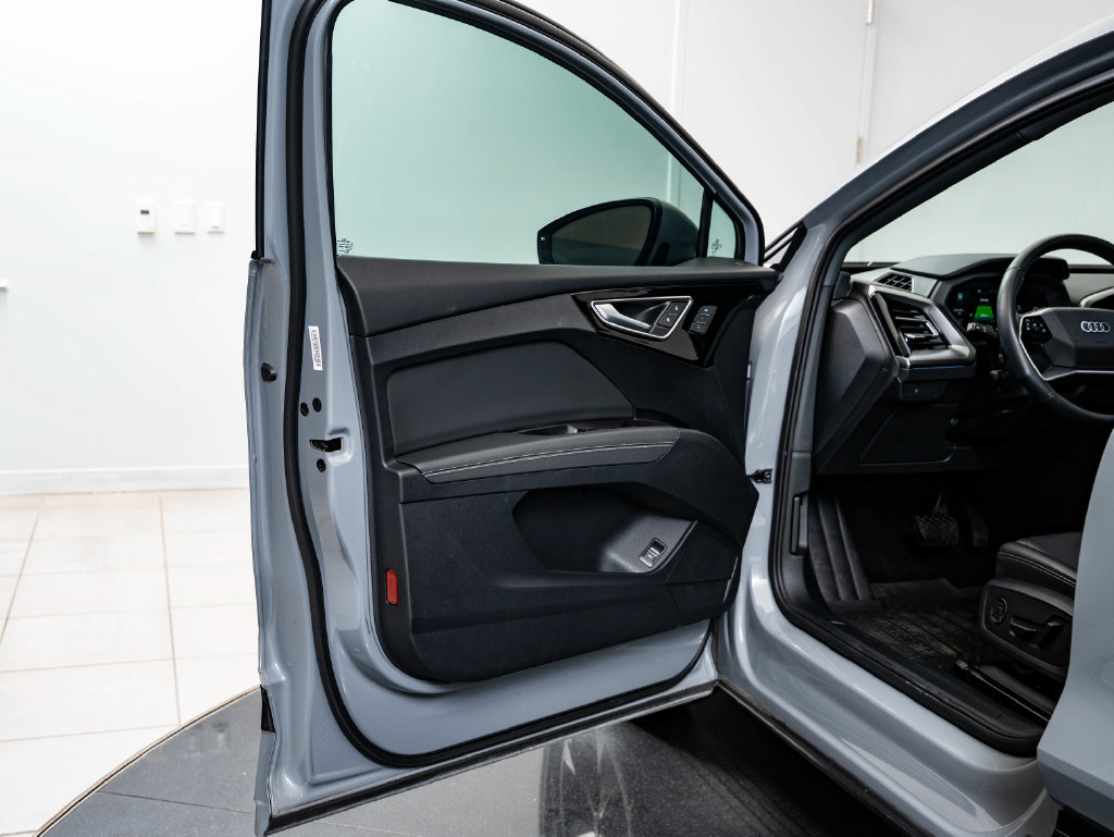 Used 2024 Audi Q4 e-tron Premium Plus w/ Premium Plus AWD/4WD image 28