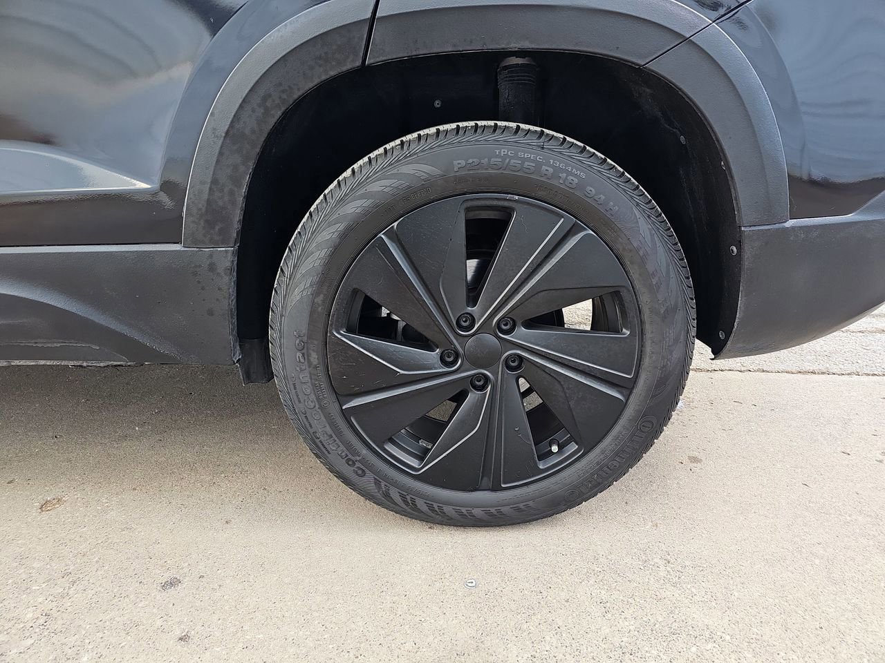 Used 2024 Volkswagen Taos SE image 38