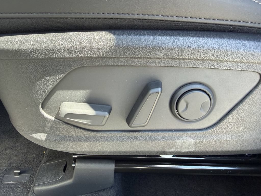 New 2026 Kia Sorento SX AWD/4WD image 17