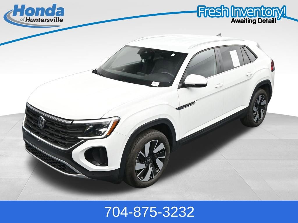 Used 2025 Volkswagen Atlas Cross Sport SE FWD image 32