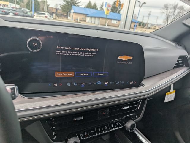 New 2026 Chevrolet Suburban Premier AWD/4WD image 20