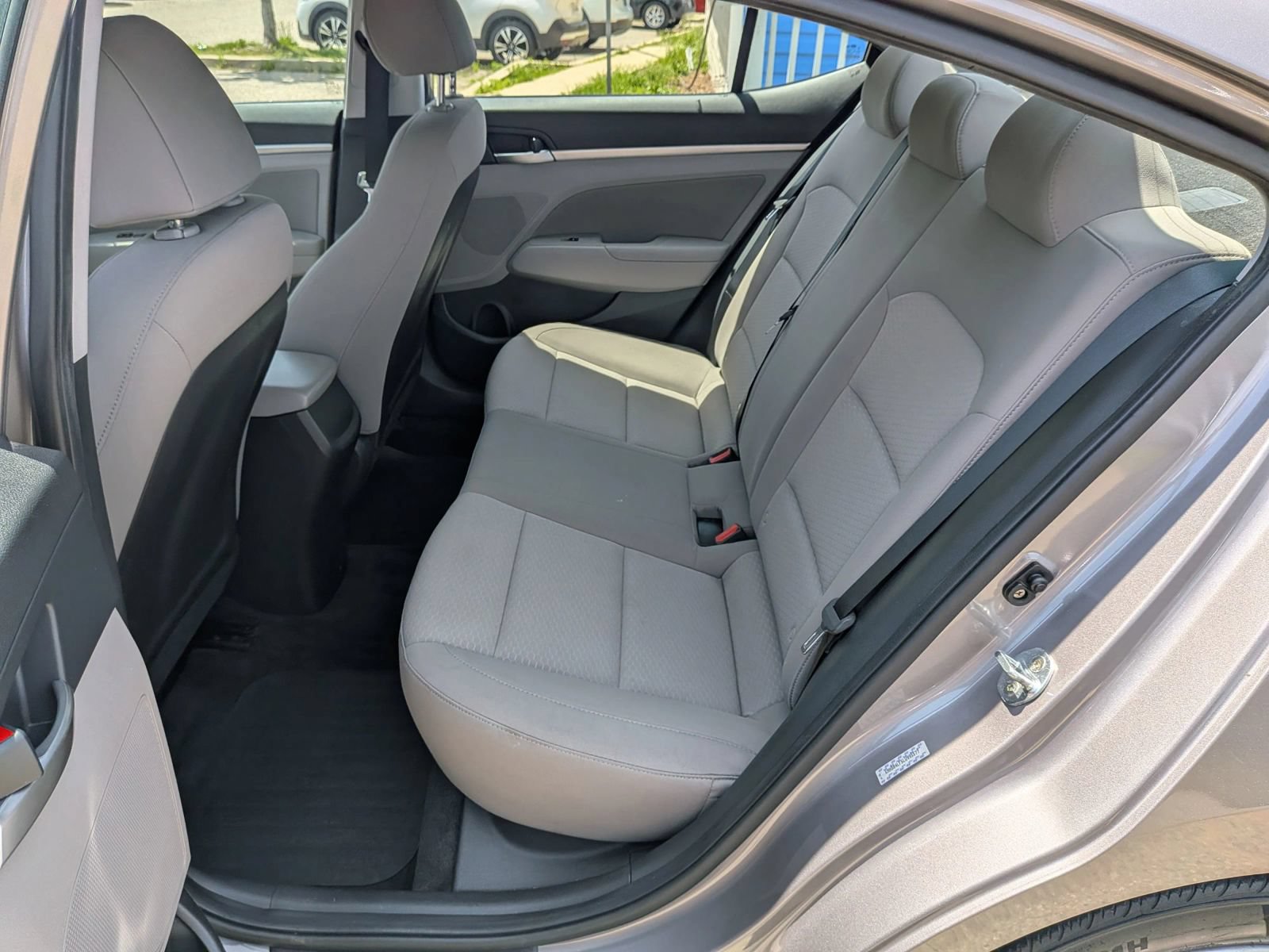 Used 2020 Hyundai Elantra SEL w/ Winter Weather Package FWD image 22
