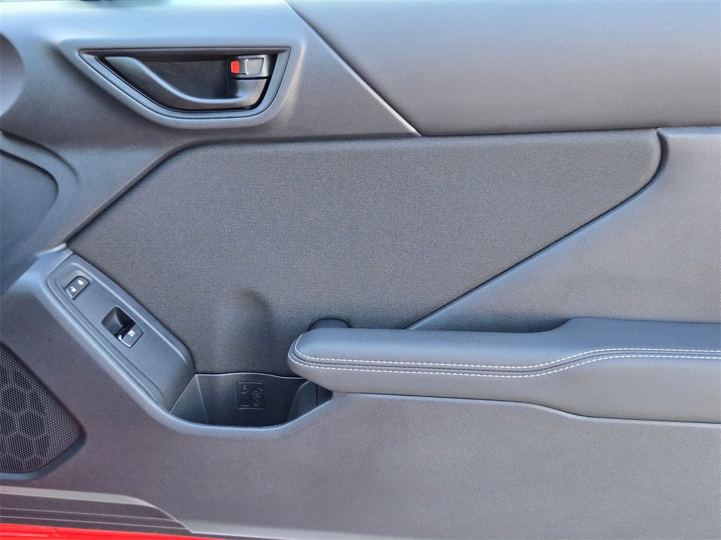 Used 2025 Toyota GR86 image 22