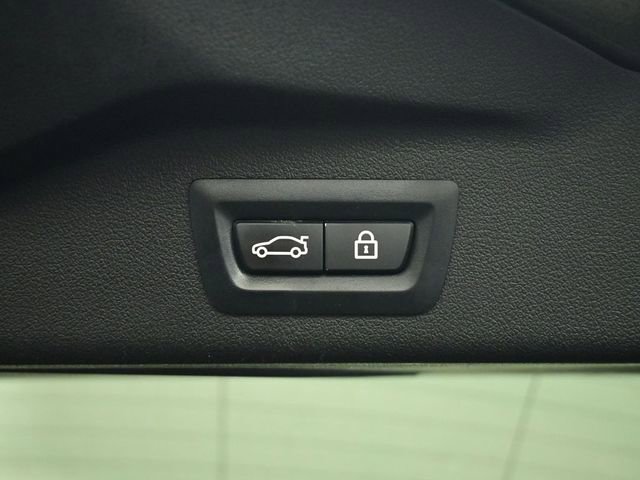 Used 2021 BMW X7 xDrive40i w/ Premium Package image 74