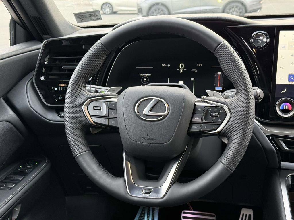 Used 2025 Lexus TX 500h AWD image 9