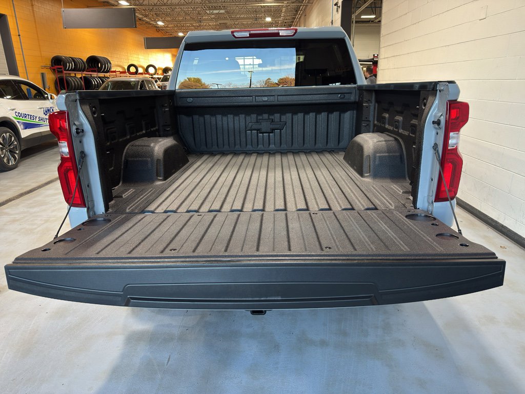 Used 2024 Chevrolet Silverado 1500 RST image 21