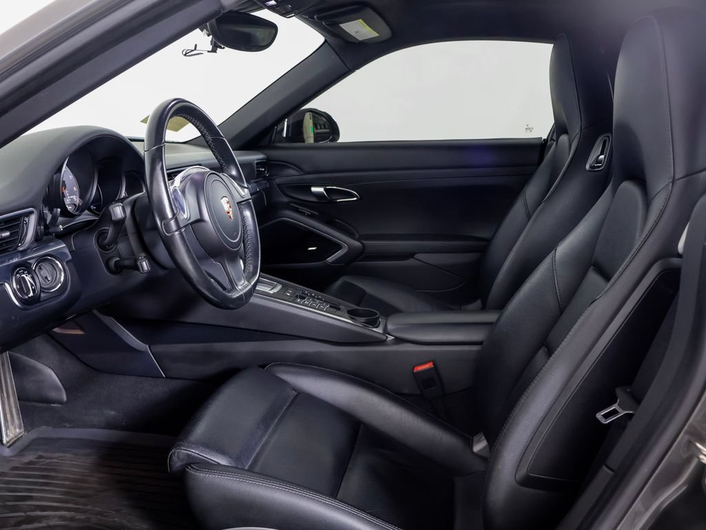 Used 2015 Porsche 911 Carrera 4S AWD/4WD image 5