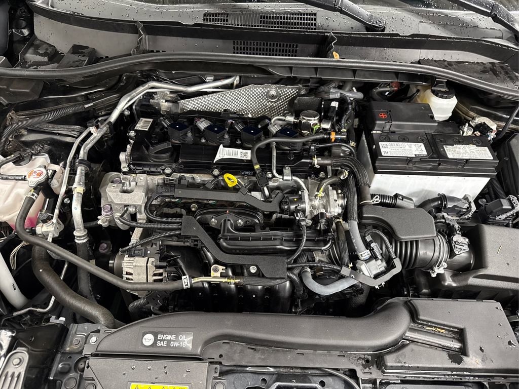 Used 2023 Toyota Corolla Cross XLE w/ Convenience Package image 13