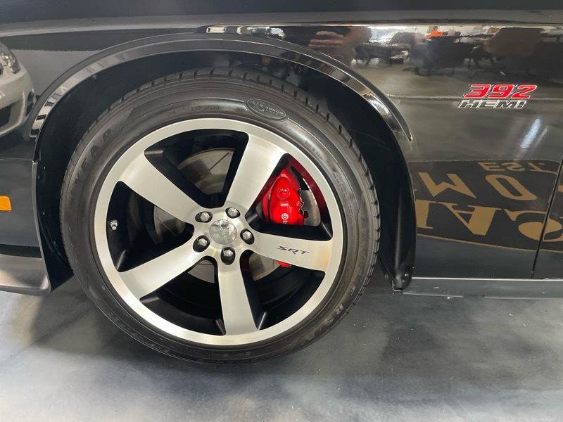 Used 2012 Dodge Challenger SRT8 RWD image 18