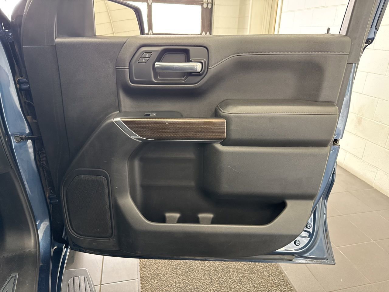 Used 2019 Chevrolet Silverado 1500 LT w/ All-Star Edition image 50