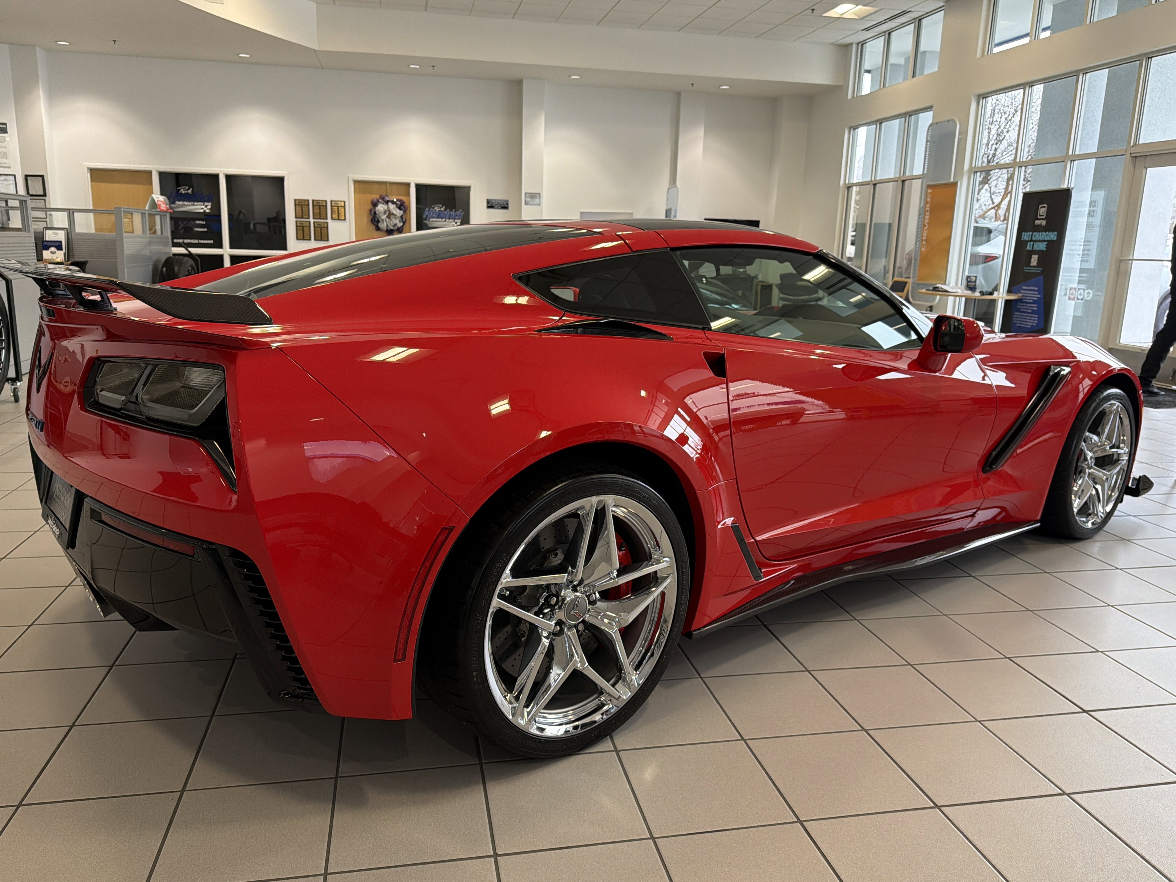 Used 2019 Chevrolet Corvette ZR1 w/ Battery Protection Package image 10