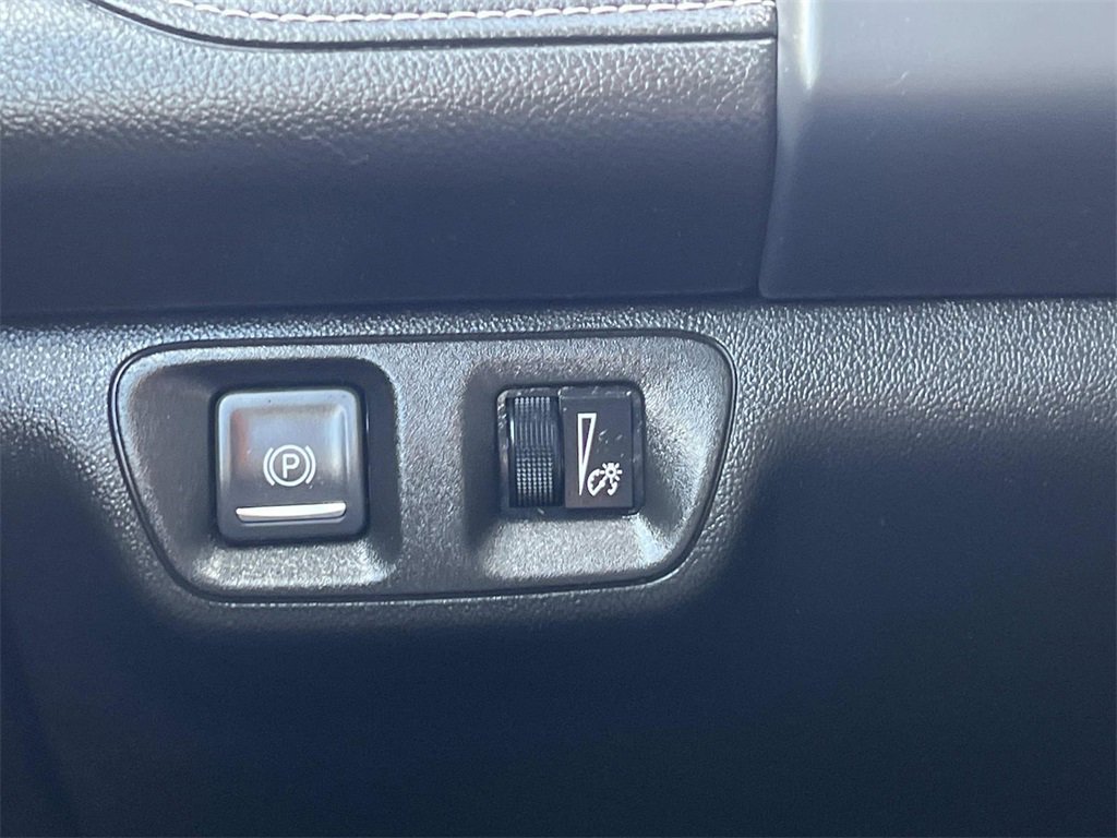 Certified 2023 GMC Acadia SLE w/ Driver Convenience Package image 25