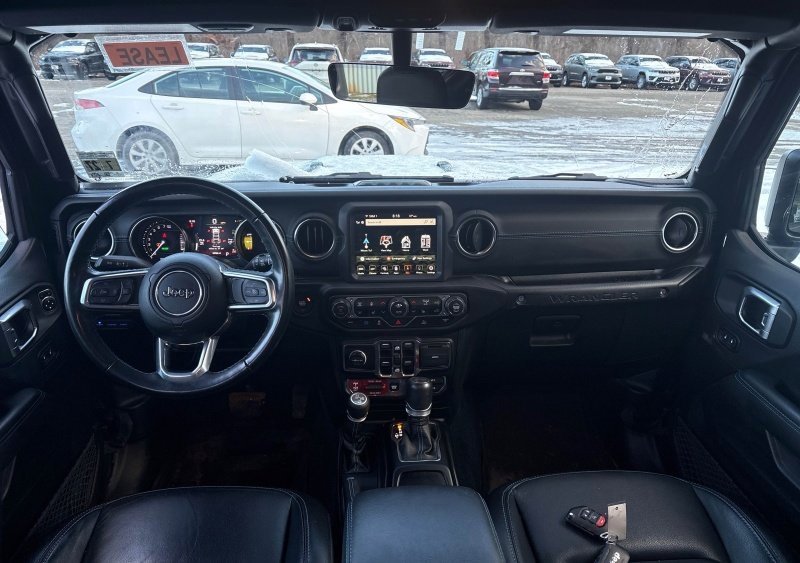 Used 2022 Jeep Wrangler Unlimited Rubicon 4xe w/ Cold Weather Group image 10