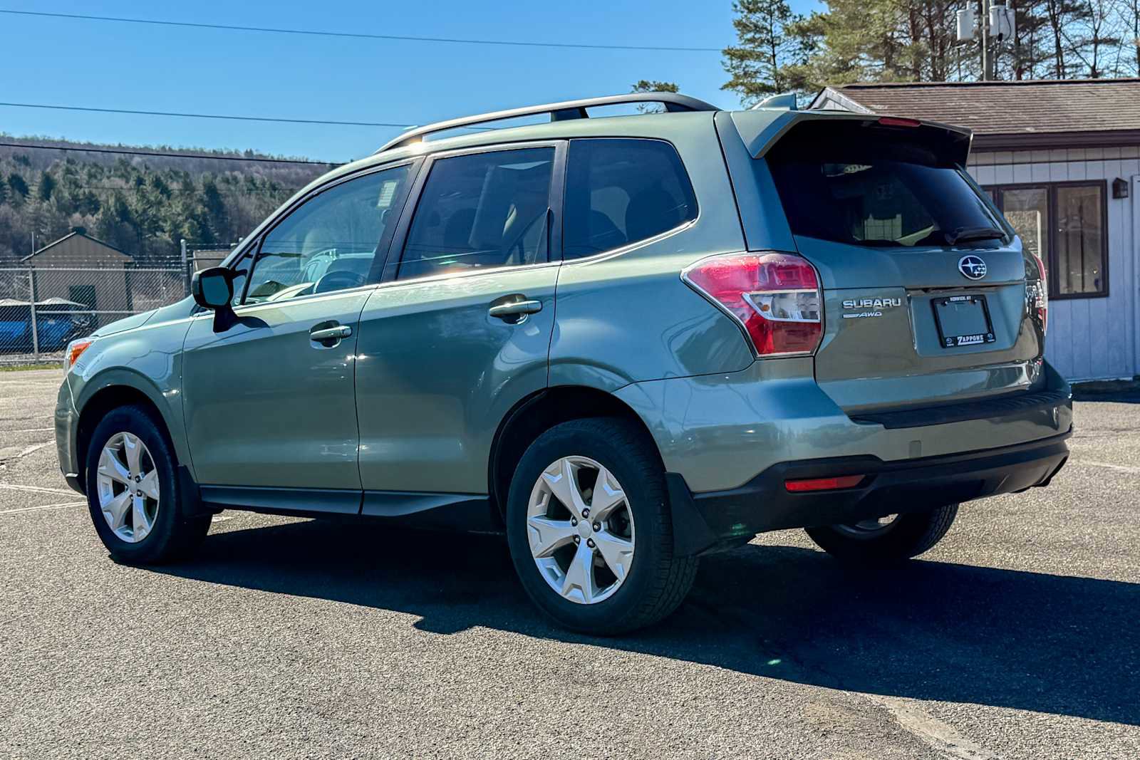 Used 2016 Subaru Forester 2.5i Limited image 5