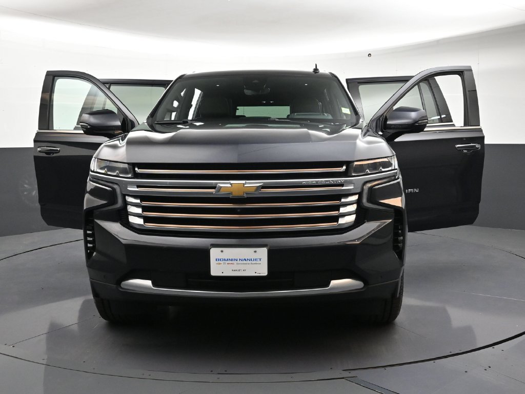 Certified 2023 Chevrolet Suburban High Country w/ Premium Package 2 AWD/4WD image 37