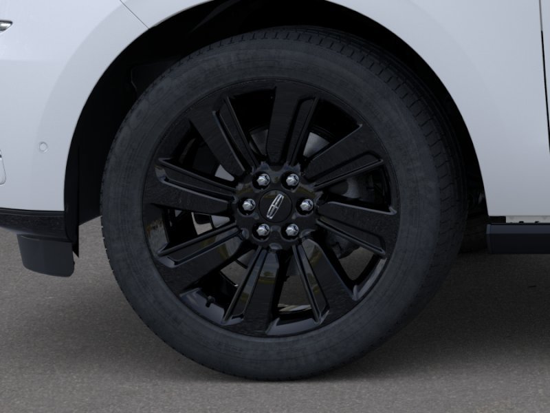 New 2024 Lincoln Navigator Reserve AWD/4WD image 19