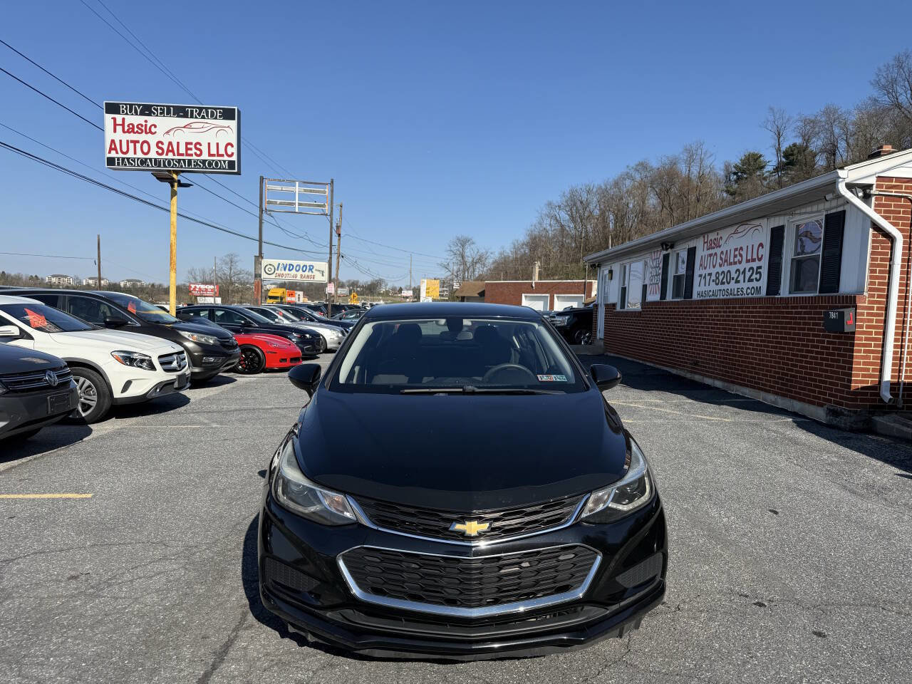Used 2016 Chevrolet Cruze LT w/ Convenience Package FWD image 3