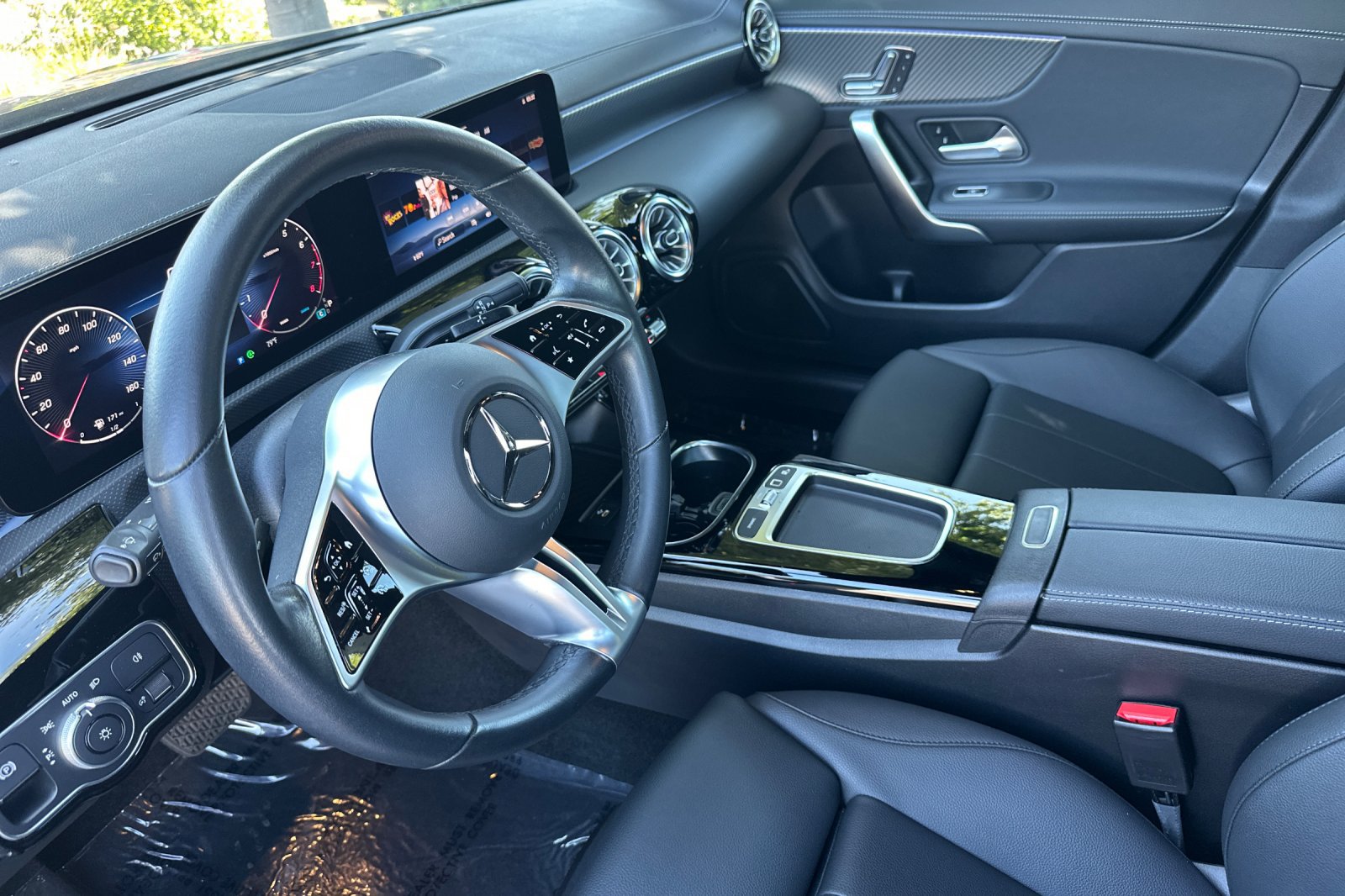 Certified 2025 Mercedes-Benz CLA 250 image 10