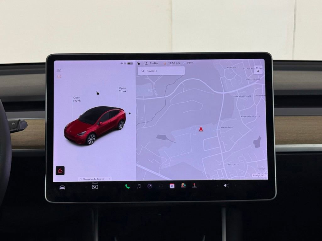 Used 2021 Tesla Model Y Long Range AWD/4WD image 26