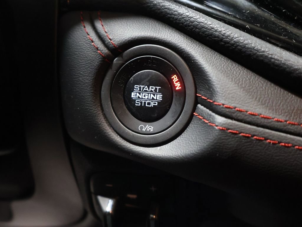 Used 2025 Dodge Durango GT image 29