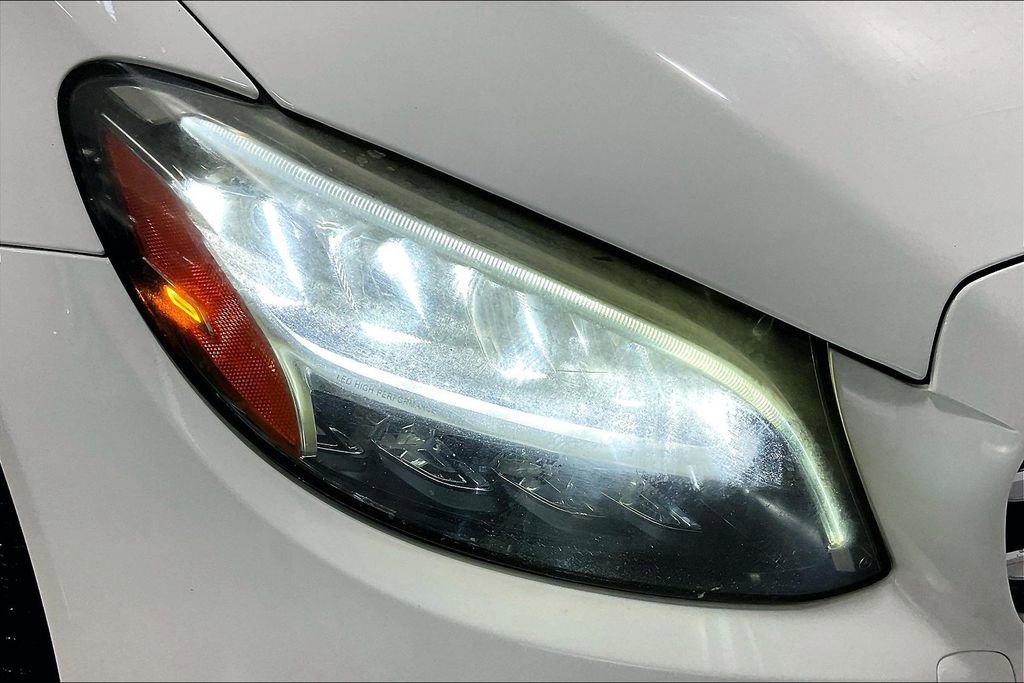 Used 2021 Mercedes-Benz C 300 4MATIC Sedan image 32