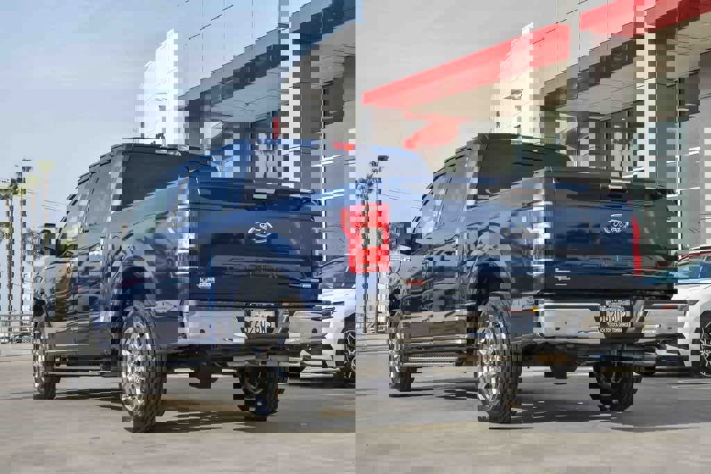 Used 2019 Ford F150 XLT w/ Equipment Group 302A Luxury image 9