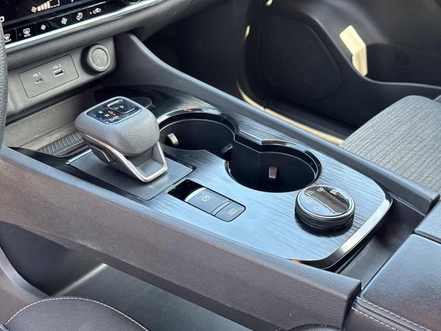 Certified 2023 Nissan Rogue SV AWD/4WD image 32
