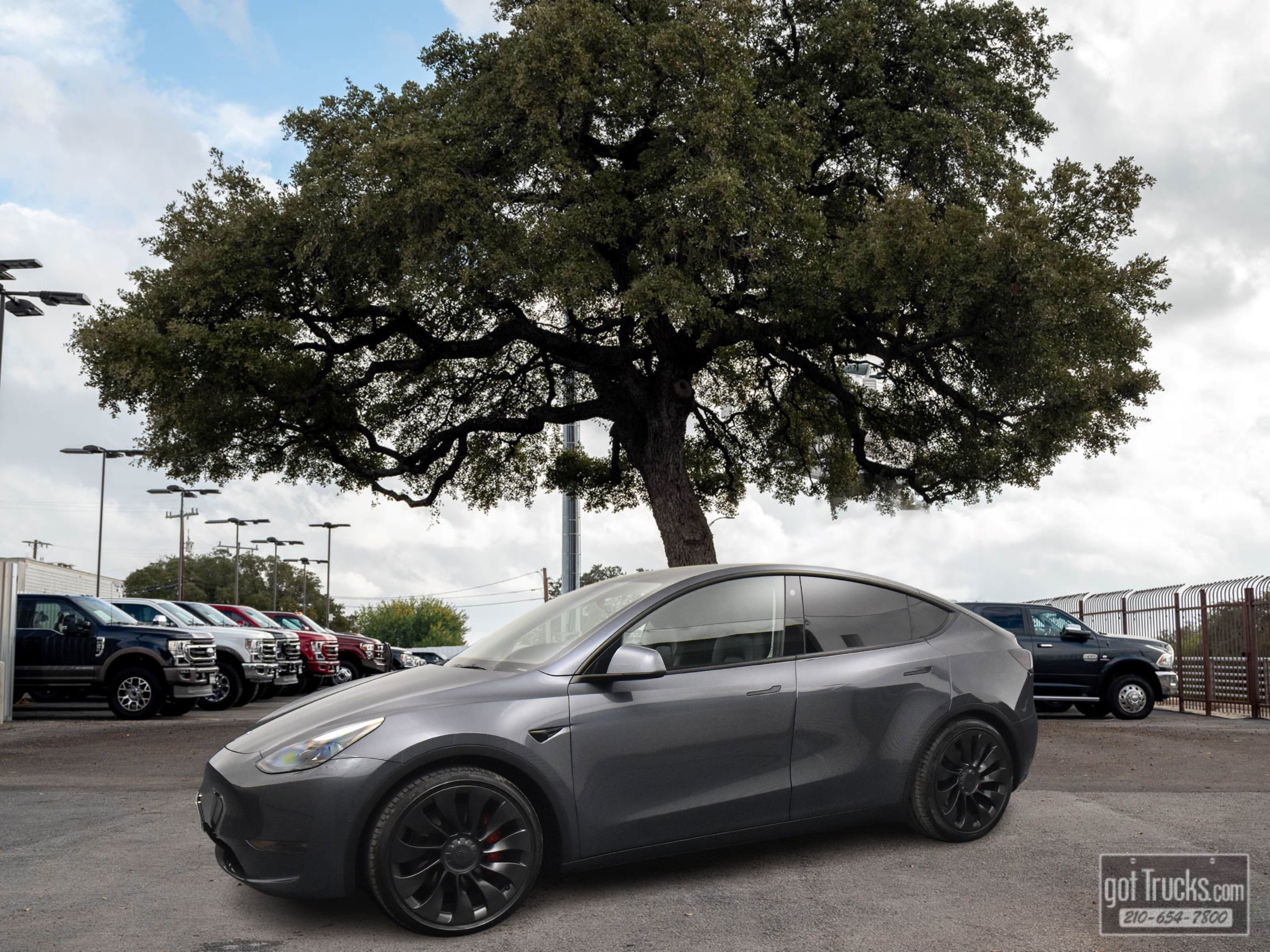 Used 2022 Tesla Model Y Performance image 1
