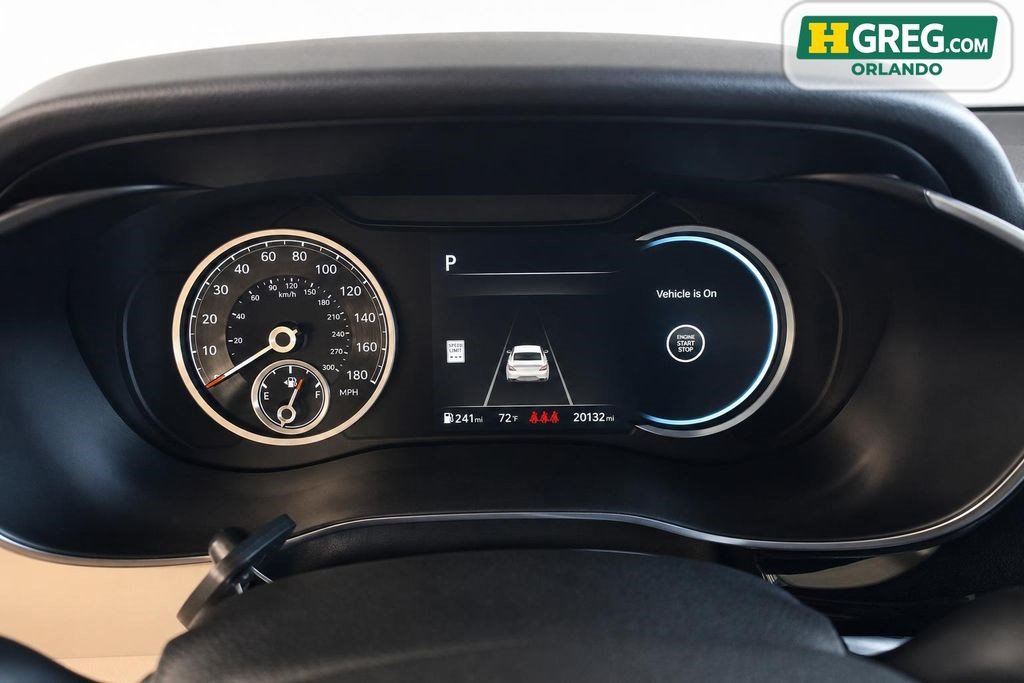Used 2025 Genesis G70 2.5T RWD image 14