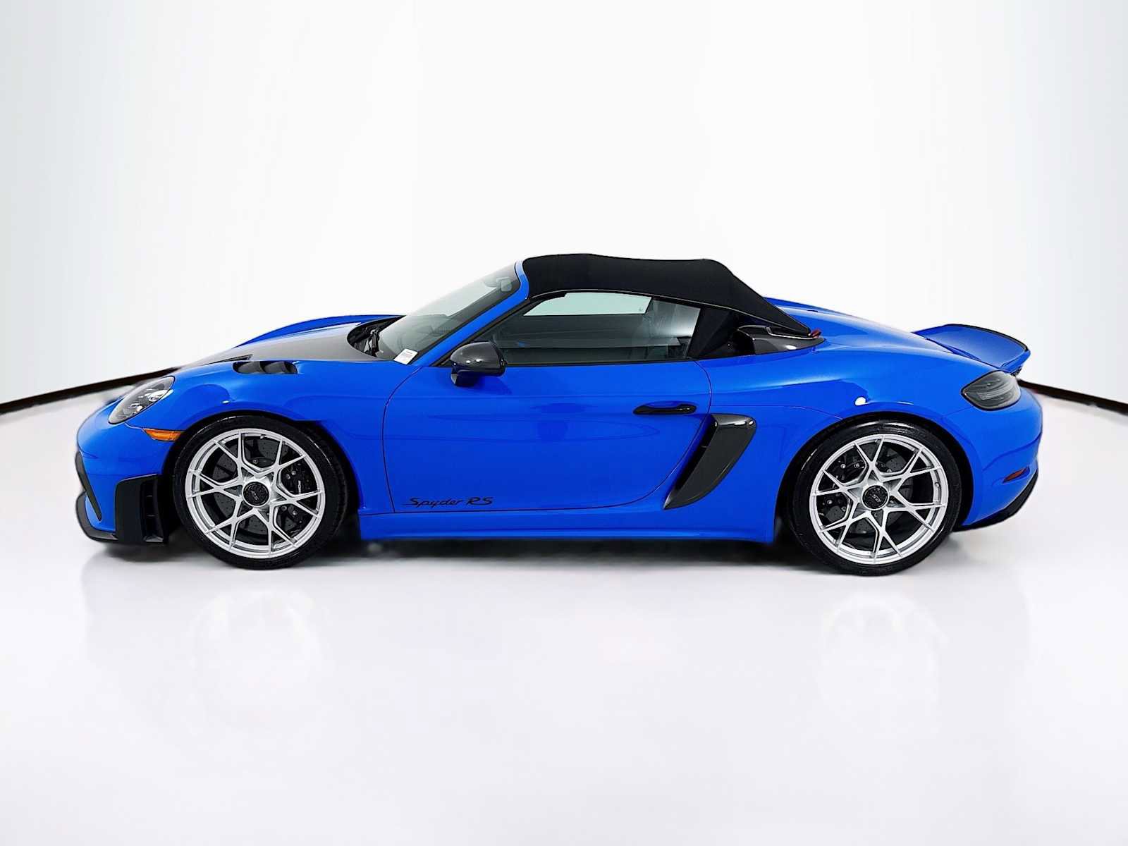 Certified 2025 Porsche 718 Boxster Spyder RS image 2