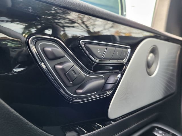 New 2025 Lincoln Aviator Reserve w/ Equipment Group 201A image 13