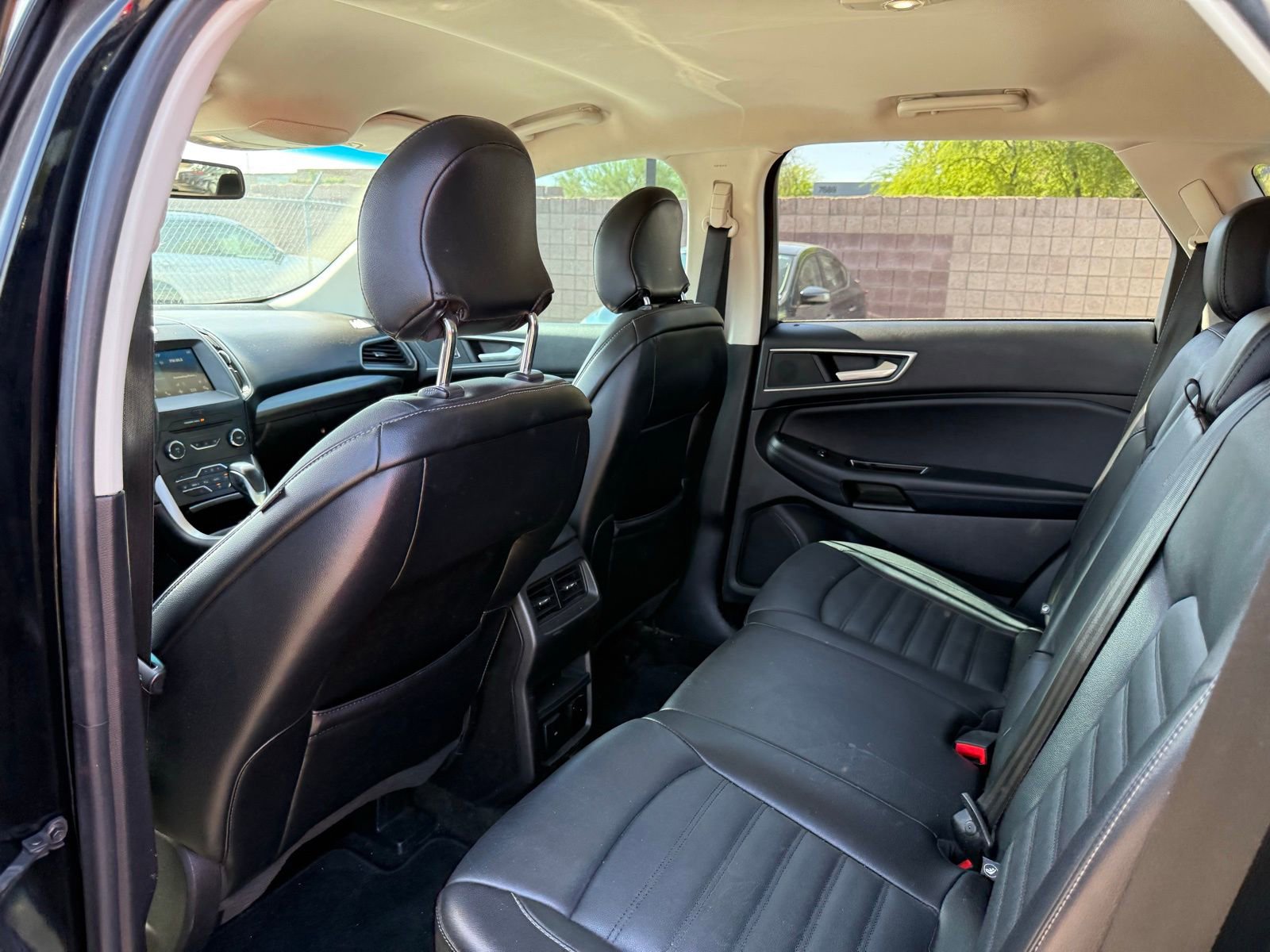 Used 2018 Ford Edge SEL w/ Equipment Group 201A FWD image 11
