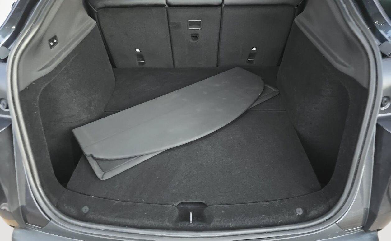 Used 2026 Tesla Model Y AWD image 8