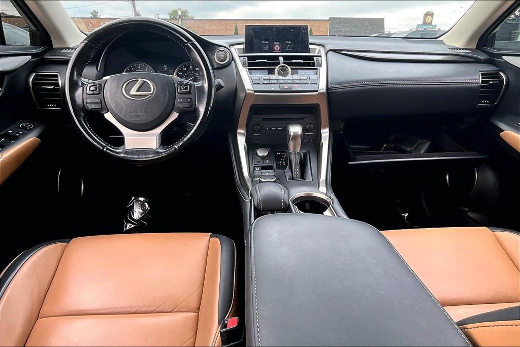 Used 2016 Lexus NX 200t FWD image 21