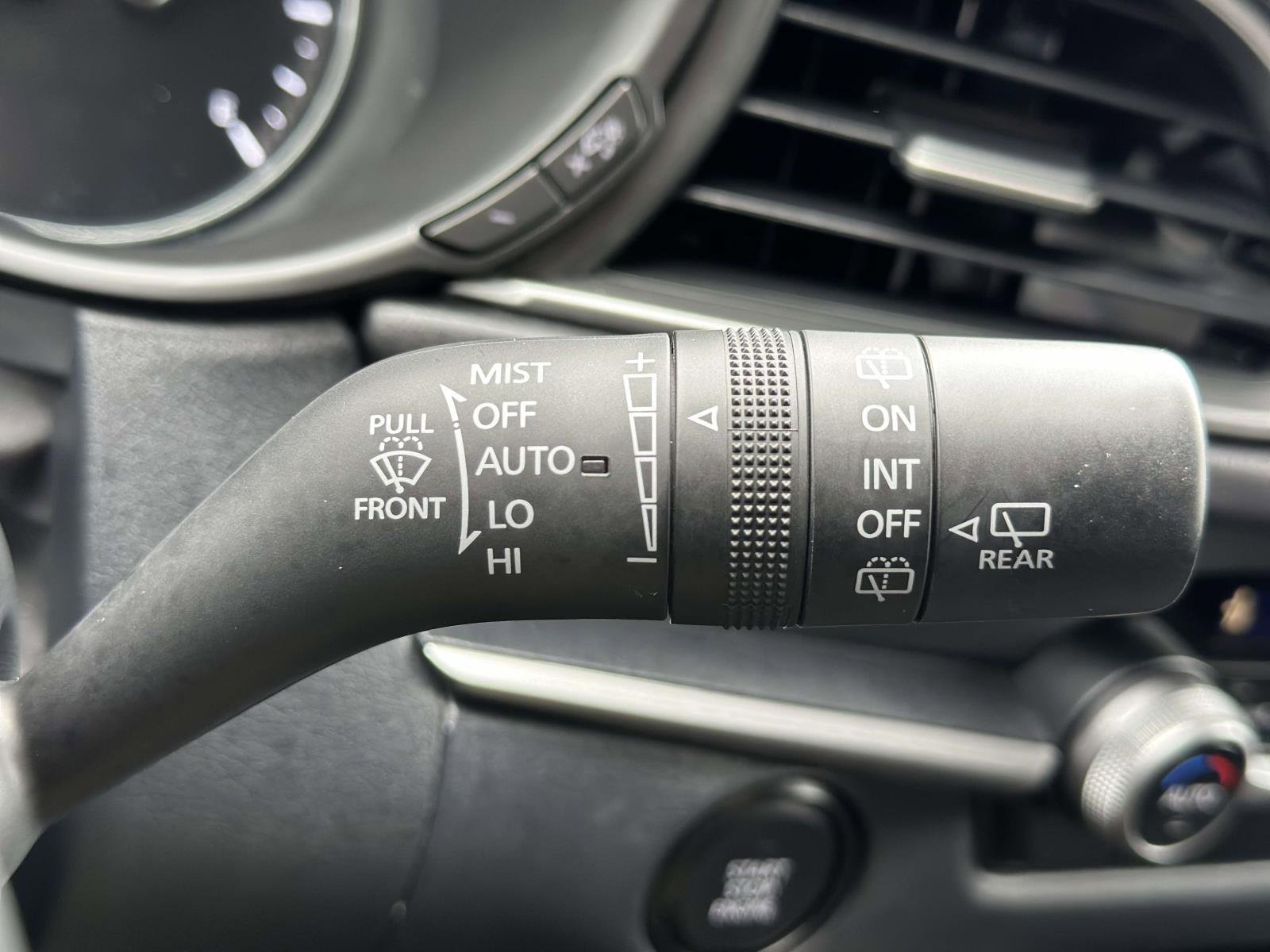 Used 2024 MAZDA CX-30 AWD 2.5 S w/ Select Sport Pkg image 17