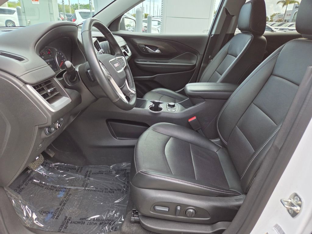 Used 2024 GMC Terrain SLT image 22