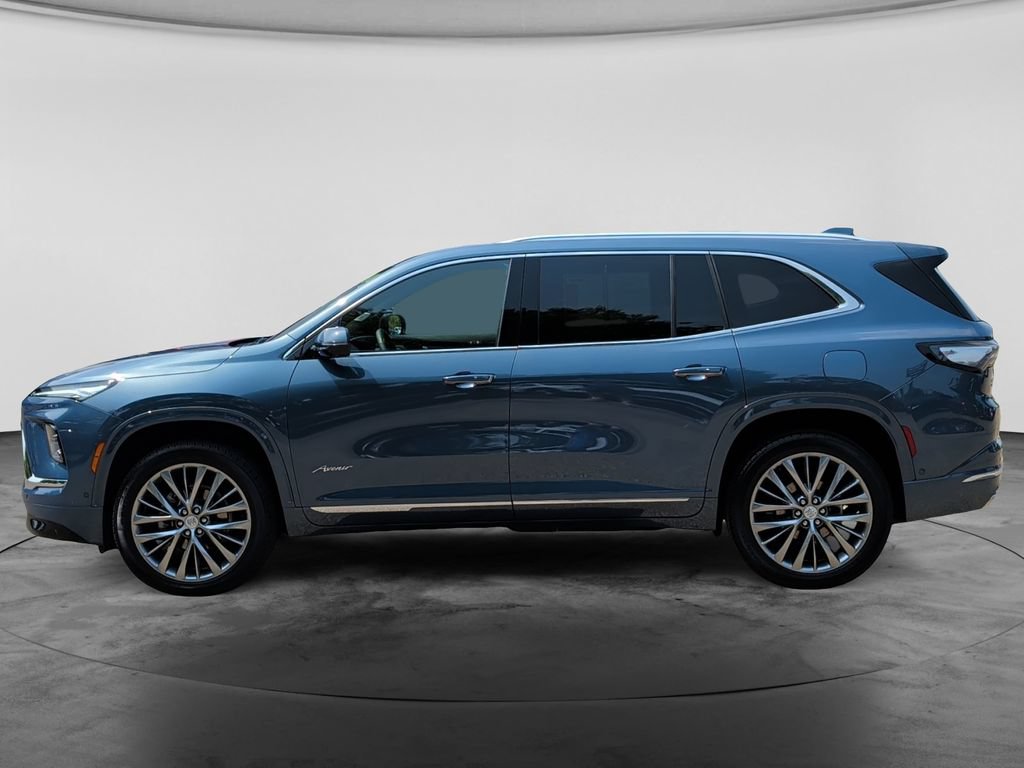 Used 2025 Buick Enclave Avenir w/ Super Cruise Package AWD/4WD image 4