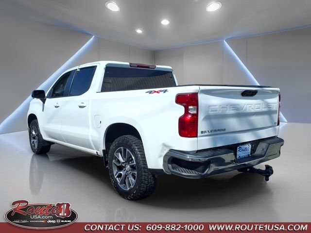 Used 2022 Chevrolet Silverado 1500 LT AWD/4WD image 6