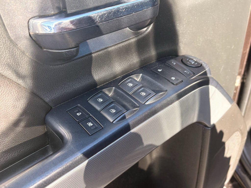 Used 2018 Chevrolet Silverado 2500 LT w/ LT Convenience Package AWD/4WD image 14