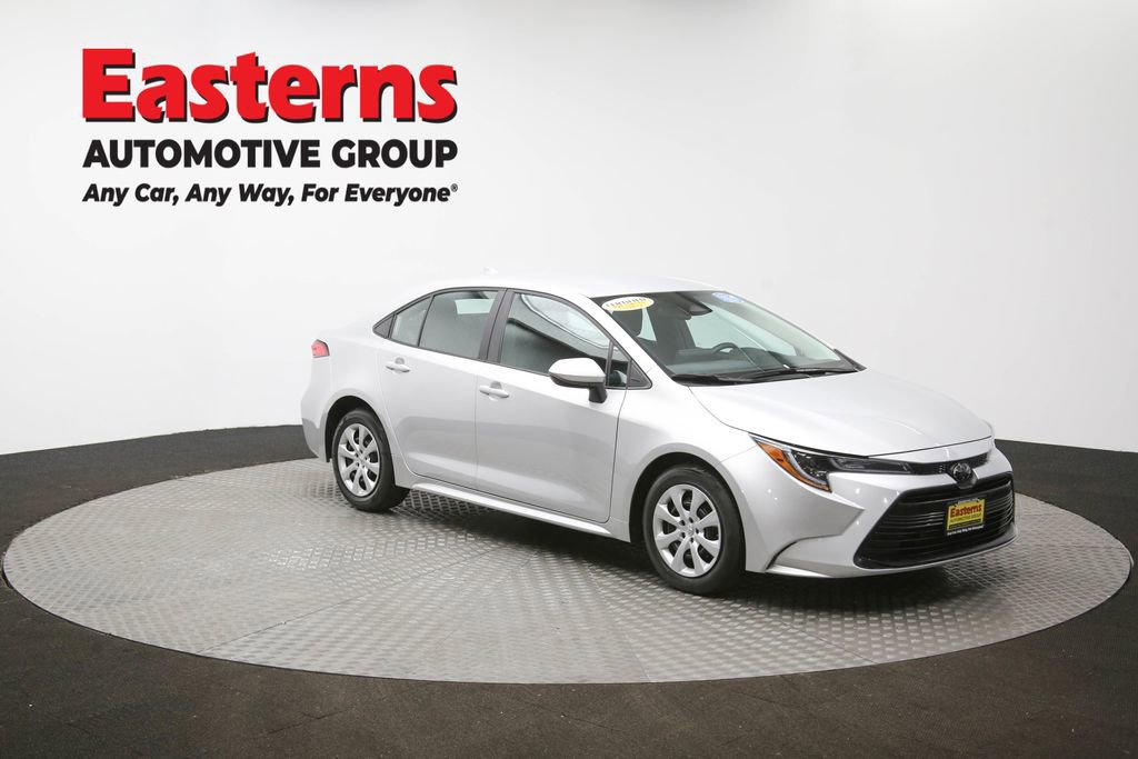 Used 2024 Toyota Corolla LE image 87