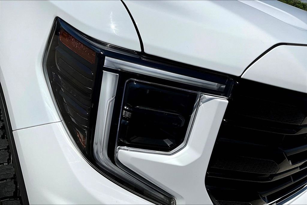 Used 2025 GMC Sierra 1500 Elevation w/ Elevation Premium Package image 39