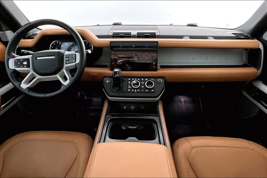 Used 2023 Land Rover Defender 130 First Edition image 19
